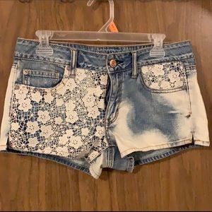 American Eagle denim floral lace shorts size 8